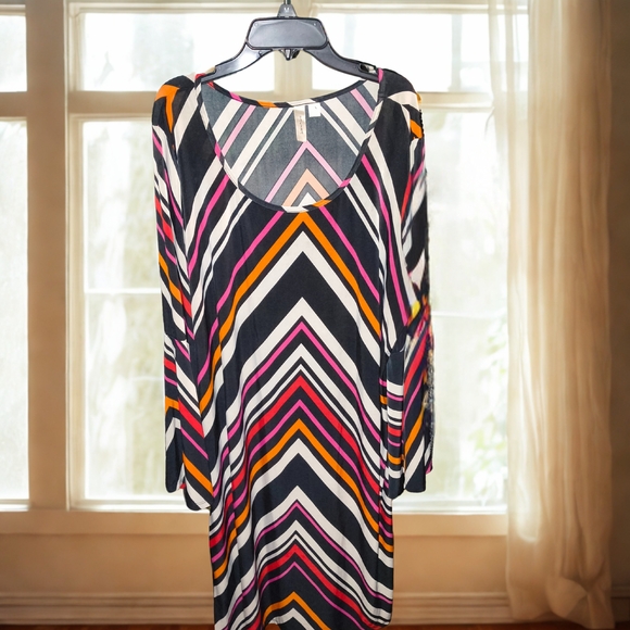 Multicolor Chevron Pattern Dress - Picture 1 of 2